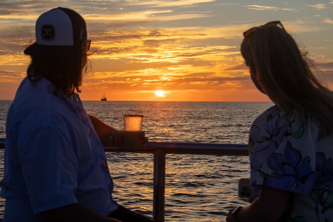 2 Hours Catamaran Sunset Tour - Discover the 2 Hours Catamaran Sunset Tour in Puerto Vallarta