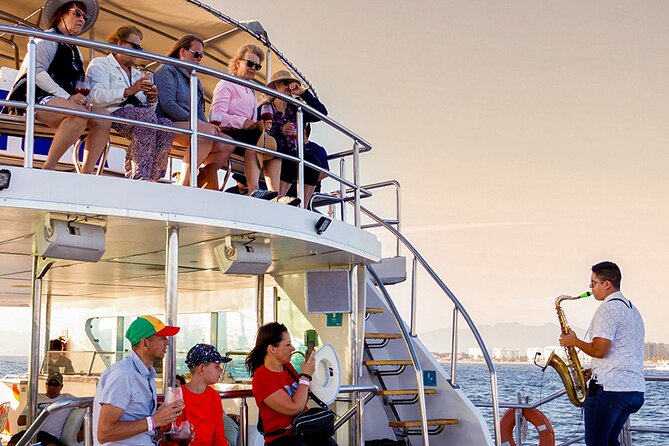 2 Hours Catamaran Sunset Tour - Included Vegan Snacks and Refreshing Beverages