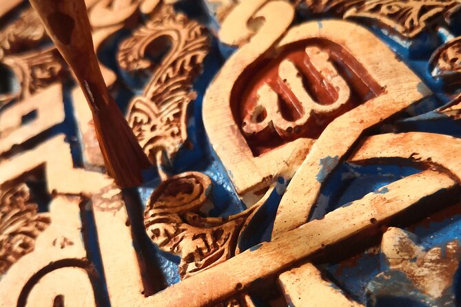 2 hours Craft workshop "The Alhambra with your hands" - The Creation Options: Tile Mosaics, Plasterwork, or Marquetry