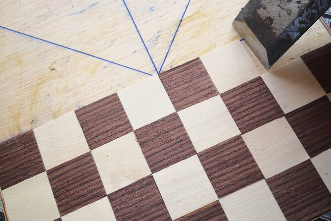 2 hours Craft workshop "The Alhambra with your hands" - Meeting Point and Accessibility in Granada