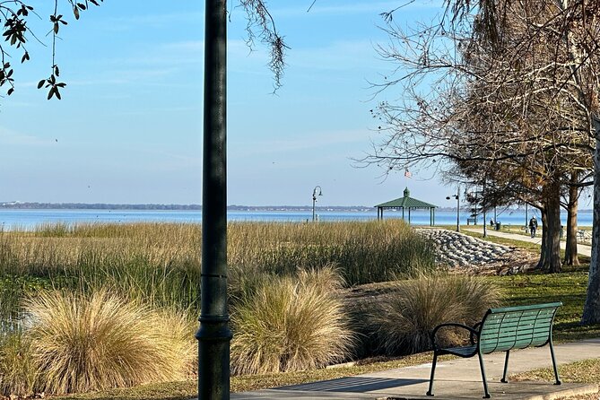 2 hours E-Bike with 2-Child Trailer Kissimmee Lakefront Tour - Returning to Kissimmee