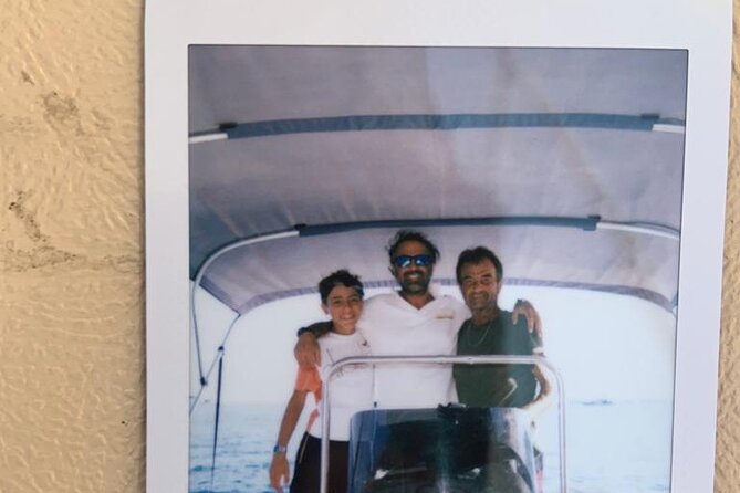 2-Hours Excursion to the Blue Grotto of Taormina in Isola Bella - The Guides Role and Experience