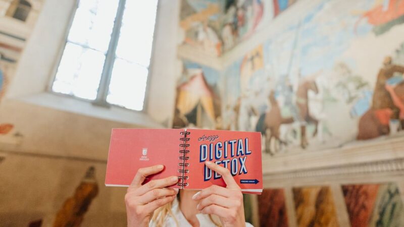 2 Hours Free Arezzo tour without the use of your smartphone - Accessibility and Practicalities