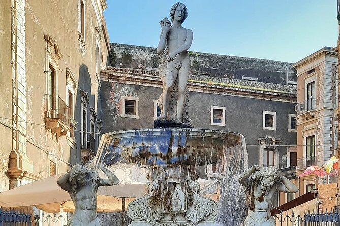 2 Hours Guided Group Tour in Catania - Outside Views of Ursino Castle and Piazza San Francesco