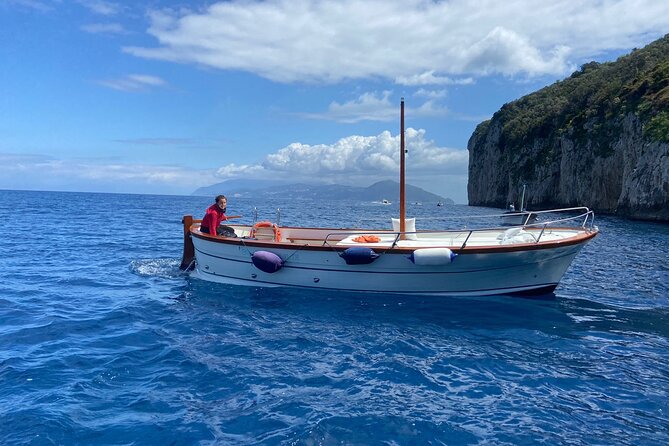 2 Hours Guided Sunset Tour of the Island of Capri with Aperitif - Exploring Historic Watchtowers and Eco-Museum Structures