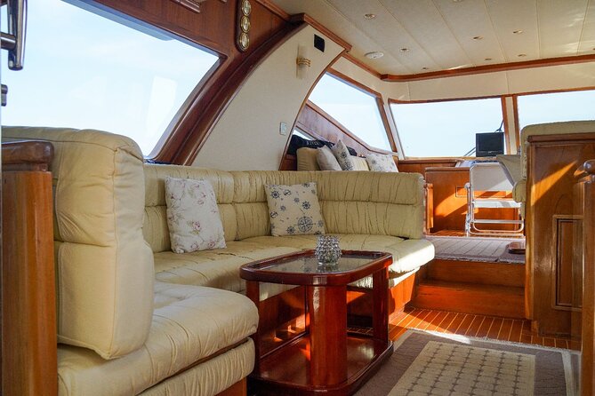 2-Hours Luxury Private Yacht Cruise on Bosphorus Istanbul - Discover the Luxury of a Private Bosphorus Yacht Cruise in Istanbul