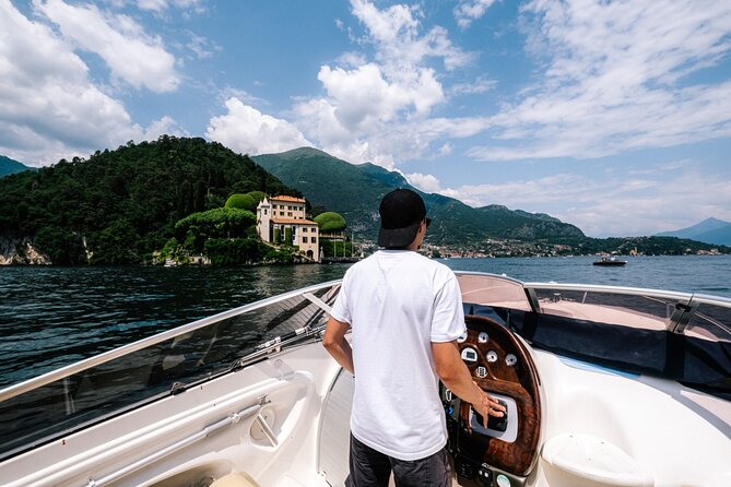 2 Hours Private Cruise on Lake Como Cranchi Motorboat - Admiring Gianni Versace’s Villa in Moltrasio