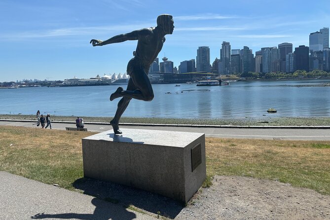 2 Hours Private Tour of Stanley Park Vancouver - The Historic Brockton Point Lighthouse and Scenic Outlooks