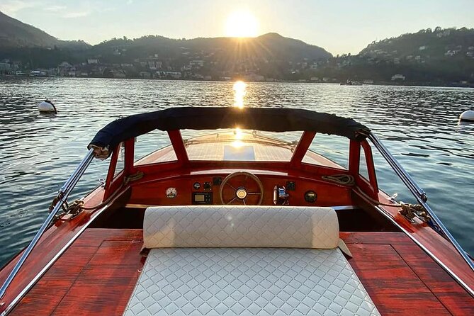 2 Hours Private Wooden Boat Tour on Lake Como 6 pax - Highlights of the Stops and Sights