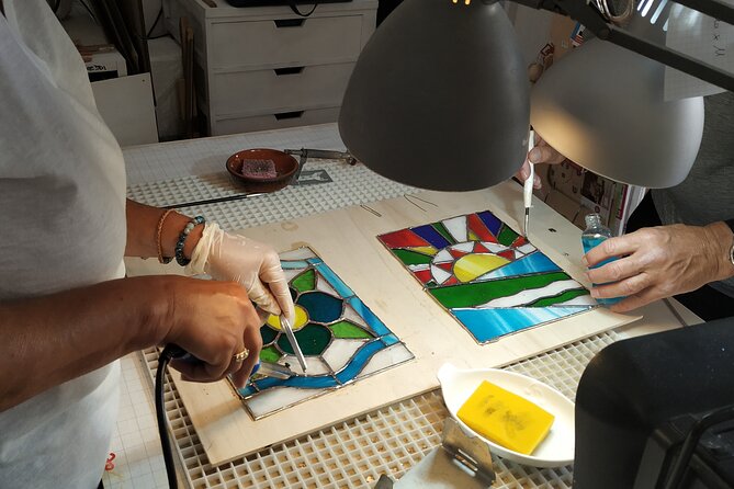 2 Hours Stained Glass Course in Trastevere - What Makes This Stained Glass Workshop in Trastevere Special
