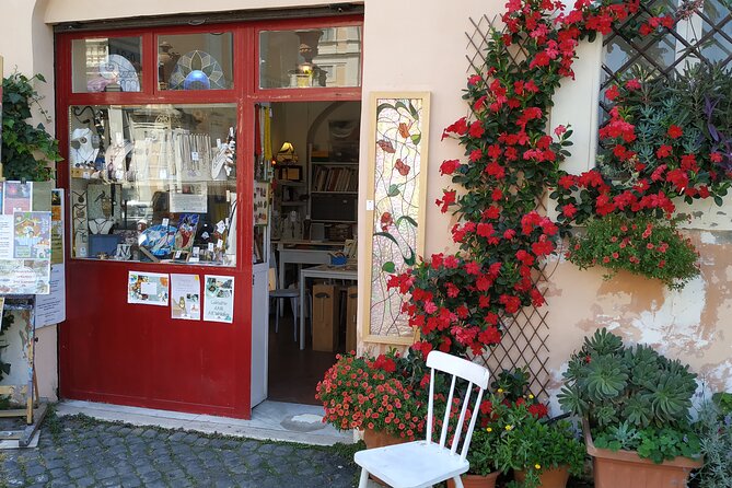 2 Hours Stained Glass Course in Trastevere - Comfort and Hospitality During the Workshop