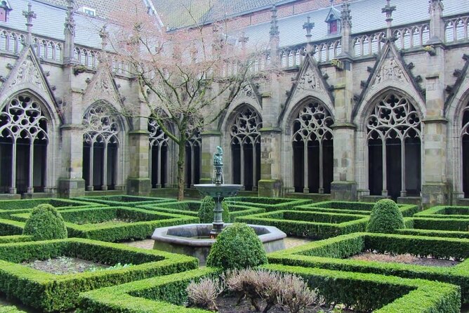 2 hours Storytelling Walking Tour Utrecht - The Logistics: Easy, Flexible, and Well-Organized