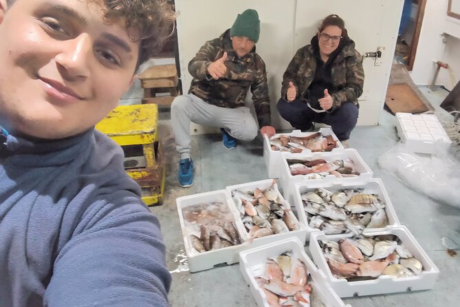 2 hours tour on boat to Polignano a mare - Enjoying the Aperitif and Swimming Breaks