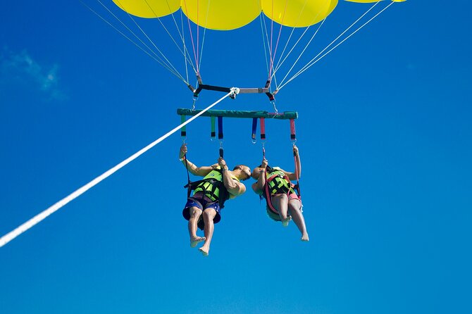 2 in 1 Parasail Cancun and Jet ski - What Makes This Cancun Water Sports Tour Stand Out?