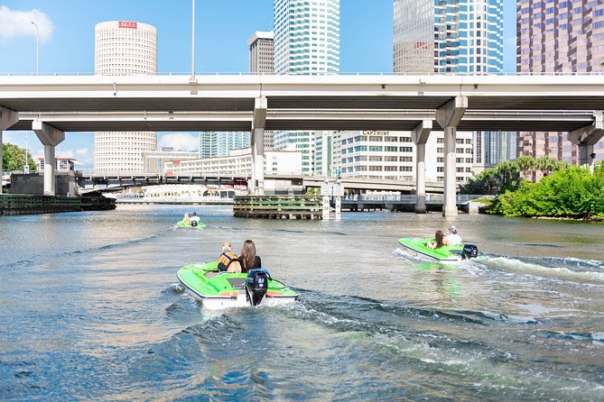 2 Person Mini Power Boat Rental at Tampa Riverwalk - What Makes This Tour Stand Out