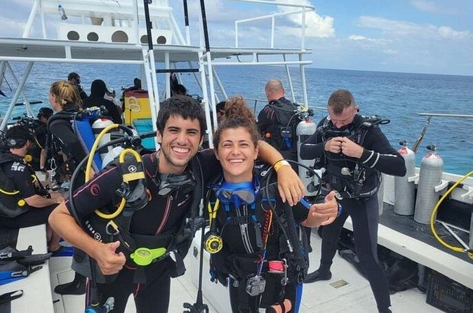 2 tanks for certified divers - Exploring Cozumels Iconic Reefs: First Dive and Lunch Break