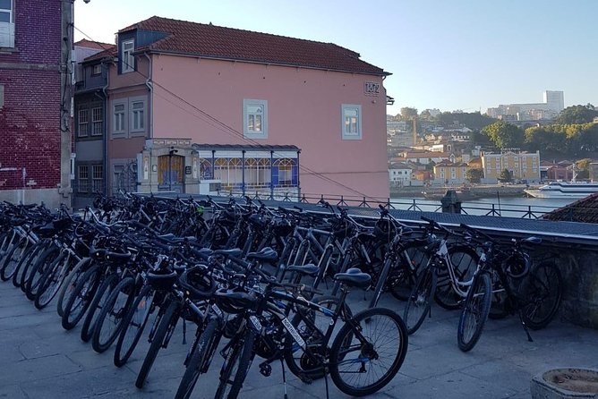 24 hour bicycle rental - Picking Up Your Bike in Porto at Rua de Camões 703