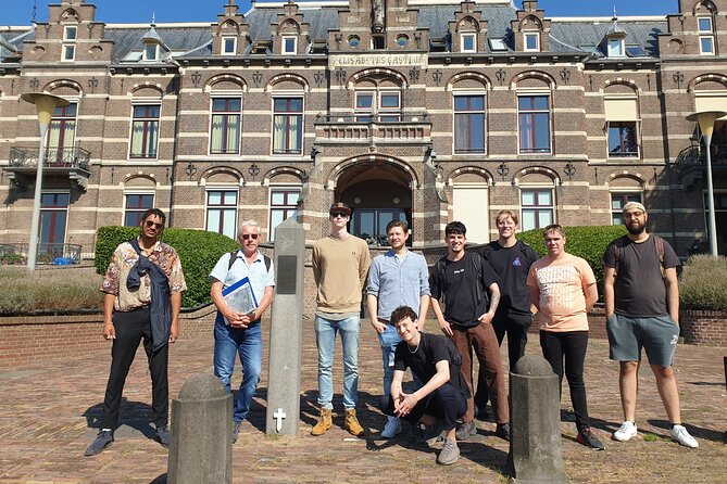 2,5 hour Battle of Arnhem Tour with Private Guide - Flexibility with Tour Options: Biking and Bus Tours