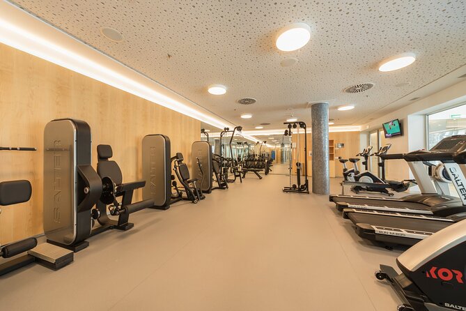 25 Minute Couples Massage with Spa Access - Flexibility and Booking Details