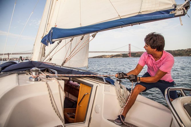 2,5h Lisbon Sunset Sail with Drinks and Snacks - Safety, Weather, and Flexibility