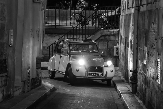 2CV tour by night - Authentic Paris Night Experience for Fun and Photos