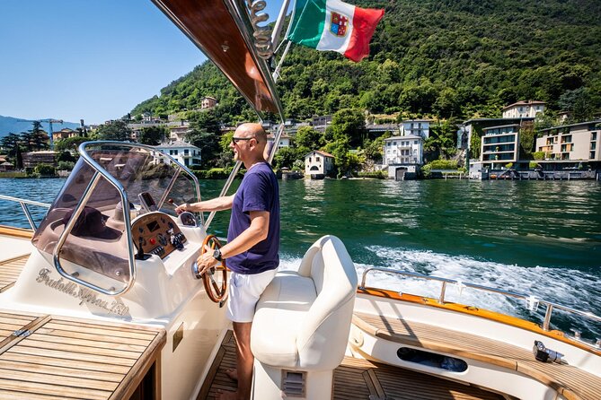 2H Private Cruise on a beautiful wooden speedboat on Lake Como - Smooth Sailing on Lake Como’s Classic Wooden Speedboat