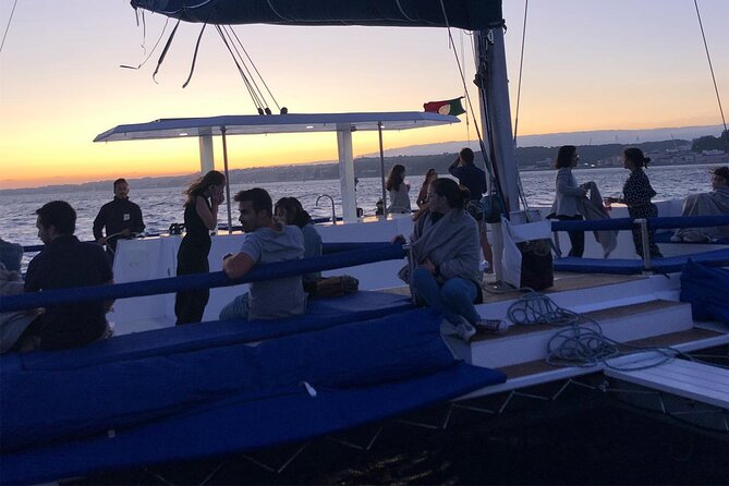 2H Private Sailing Catamaran "Vertigo" Tour in Lisbon up to 18pax - Drinks, Snacks, and Refreshments on Board