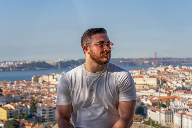 2h Sunset Views Lisbon by Tuk Tuk - São Pedro de Alcântara for an Extensive City Panorama