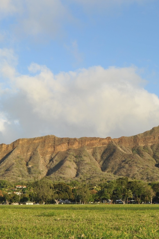 2nd)Diamond Head Hike w/ Malasada Starts at 7:00 a.m. - Key Points