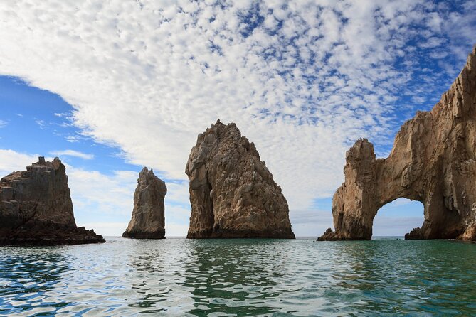 2x1 Tour: Cabo San Lucas Arch + Camels Ride + Pick up! - Key Points