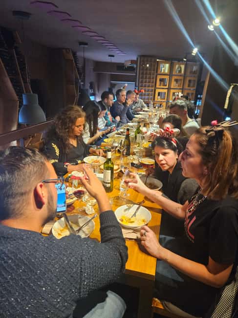 3 craft beer tasting + 3 tapas - What the Tour Offers: 3 Beers and 3 Tapas