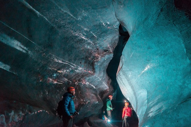 3-Day Golden Circle, Ice Cave, Glacier Lagoon and Canyon Tour - Ice Cave and Glacier Exploration: A Unique Highlight