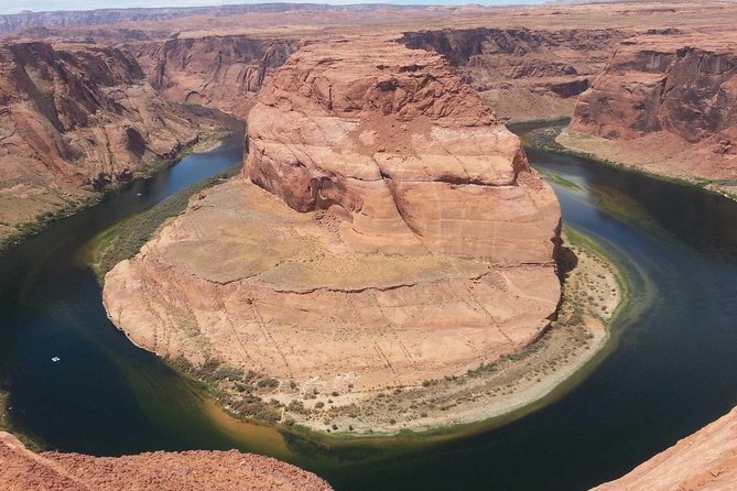 3-Day Grand Canyon, Monument Valley and Zion Tour from Las Vegas - Horseshoe Bend: The Colorado Rivers Dazzling Curve
