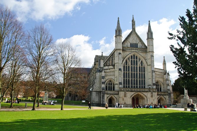 3-Day Isle of Wight and the Southern Coast Small-Group Tour from London - The Needles: Iconic White Chalk Stacks and Boat Excursion