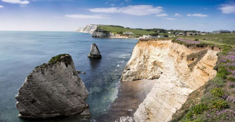 3-day Isle of Wight & the Southern Coast Small-Group Tour - From London to the Isle of Wight: The Journey Begins