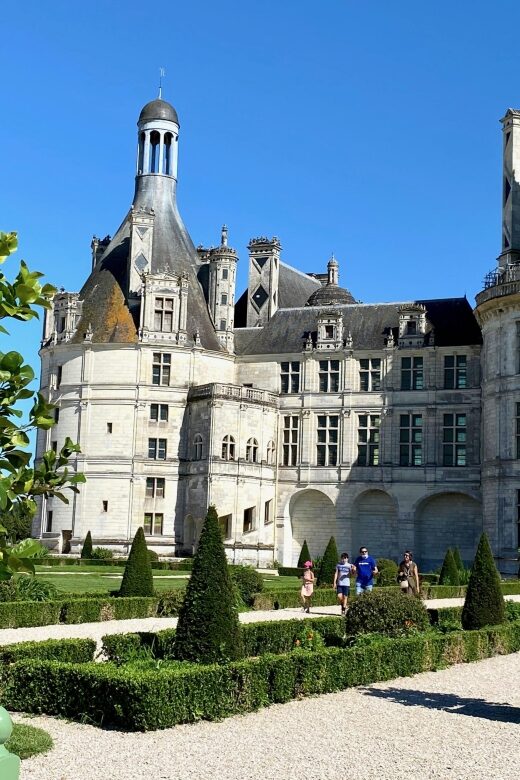 3-day Private Loire Castles Trip 2 Wine tastings by Mercedes - Why Choose This Loire Valley Tour