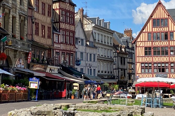 3-Day Private Normandy, Brittany, 3 Loire Castles Guided trip - Tour Pacing and Potential Drawbacks