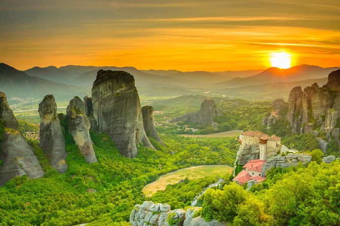 3-Day Trip to Delphi and Meteora from Athens - Physical Requirements and Dress Code