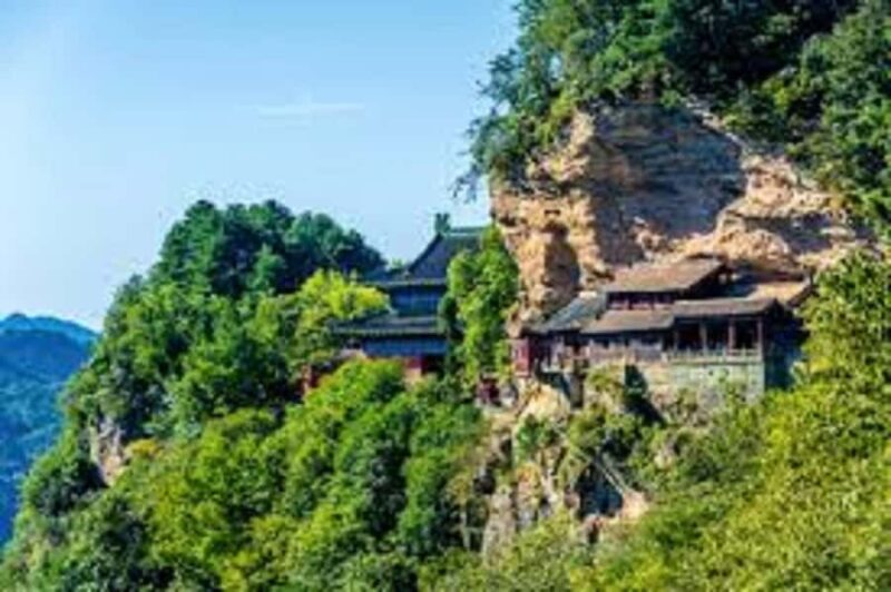 3 Days 2 Nights Touring Through China Wudang Mountain - Arrival in Shiyan and Initial Impressions