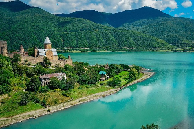 3 Days Georgia Tour package - Key Points