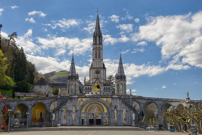 3 days in Lourdes a Journey of Faith and Renewal - Lourdes and the Grotto of Massabielle
