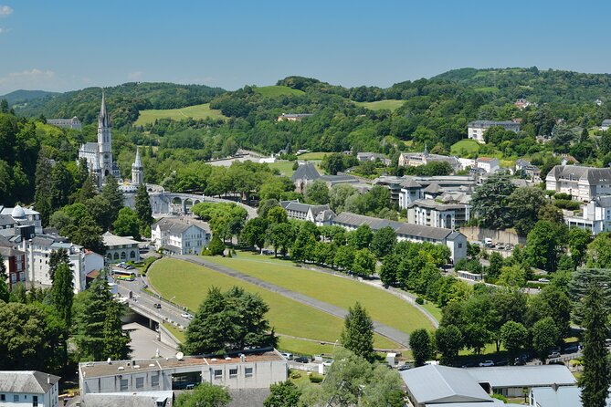 3 days in Lourdes a Journey of Faith and Renewal - Comfortable and Convenient Accommodation Close to the Sanctuary