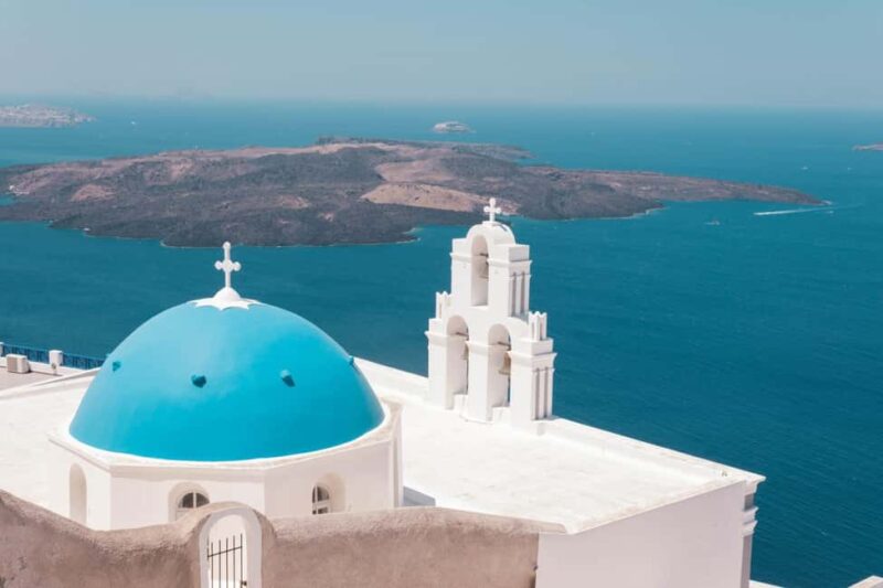 3 days to Santorini with Chinese Tour Guide + Ferry + Hotel - From Athens to Santorini by Ferry for a Scenic Voyage
