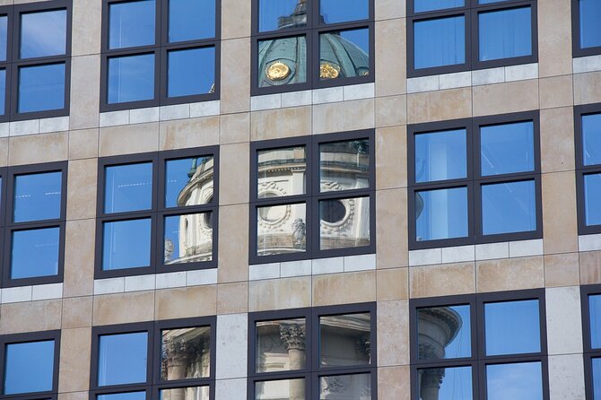 3-Hour Alternative Berlin Bike Tour: Vibes of Berlin - The Guide’s Role in Creating an Engaging Experience