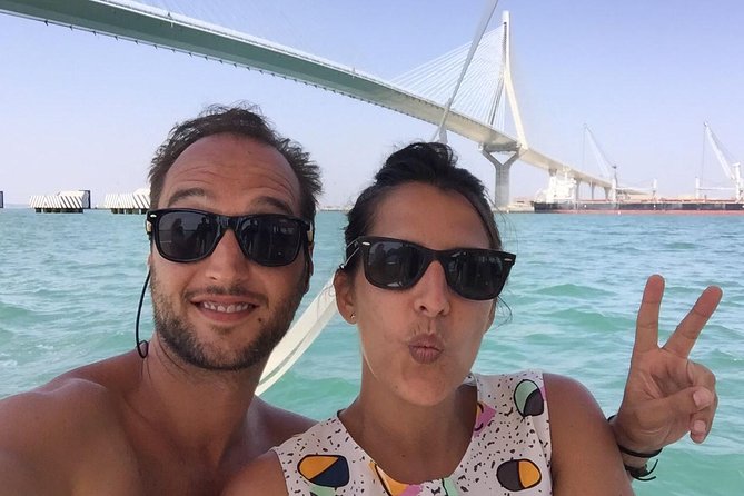 3-hour boat ride through the Bay of Cadiz - Key Points