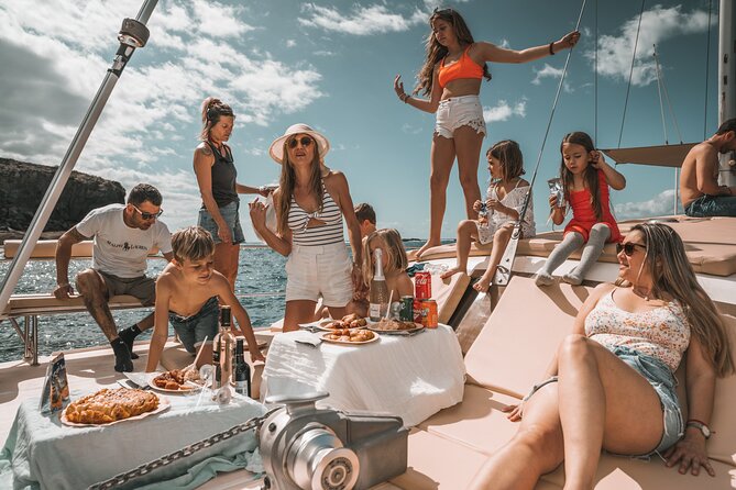 3-hour catamaran excursion along the Costa Adeje - The Onboard Experience: Snacks, Drinks, and Space to Relax