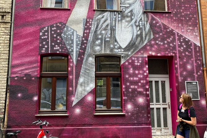 3-Hour Cologne Street Art Bike Tour in Small Group with Guide - Starting Point at Eigelstein Torburg