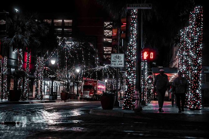 3 hour Enchanted River Lights Night Walk San Antonio Texas - The San Antonio Holiday Lights Tour Starts at Houston Street