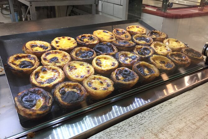 3-Hour Guided Manchester Food Tour with Lunch - The Guides: Knowledgeable and Engaging Storytellers