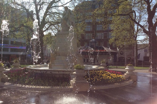 3 Hour Guided Private Walking Tour: The Best of London - The Tour Starts at Westminster Station